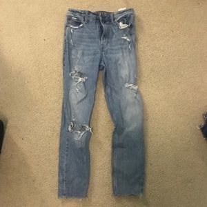 Abercrombie High Rise Slim Jean